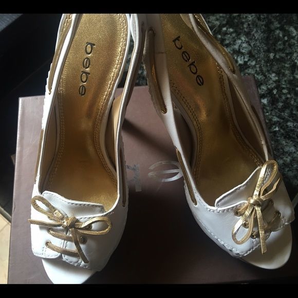 Bebe Paige shoe - Picture 1 of 3